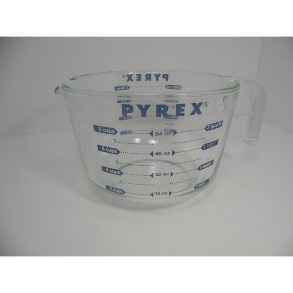 PYREX RARE Blue Vintage all capitol 2 Quart / 8 Cup Glass Measuring Cup With Han - Picture 6 of 15